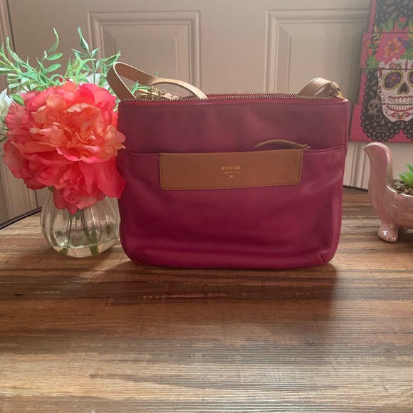Fossil Bags Fossil Amanda Crossbody Bag Fuchsia Pink Poshmark